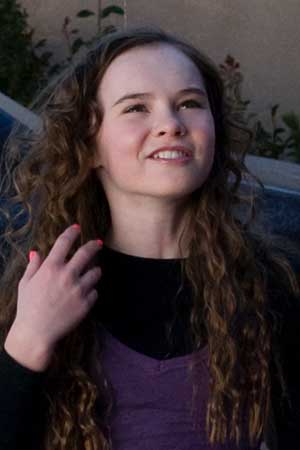 Madeline Carroll El súper canguro