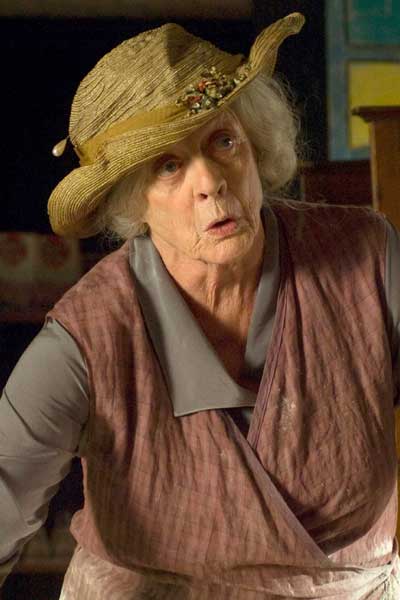 Maggie Smith La niñera mágica y el Big Bang