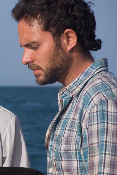 Manolo Cardona Contracorriente