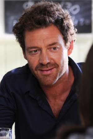 Marton Csokas El árbol