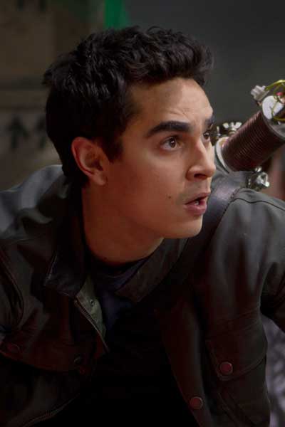 Max Minghella La hora más oscura