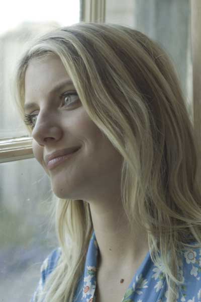 Mélanie Laurent Beginners