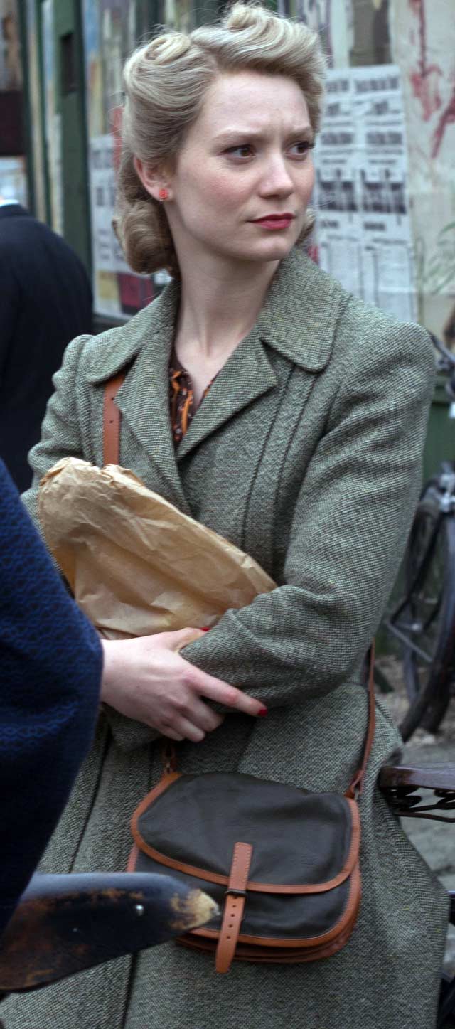 Mia Wasikowska El hombre del corazón de hierro