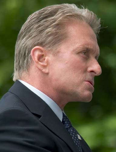 Michael Douglas La sombra de la sospecha