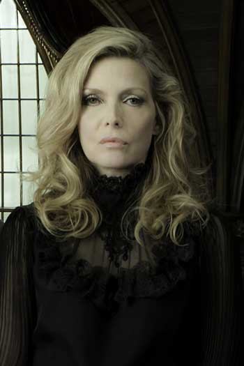 Michelle Pfeiffer Sombras tenebrosas