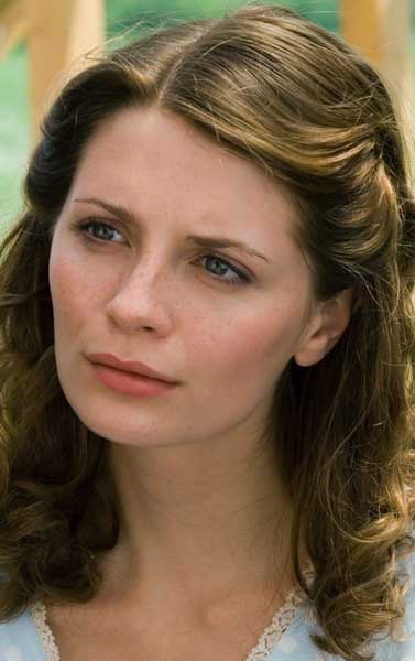 Mischa Barton Cerrando el círculo
