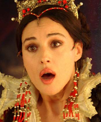 Monica Bellucci El Secreto de los hermanos Grimm