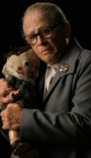 Montserrat Carulla El Orfanato