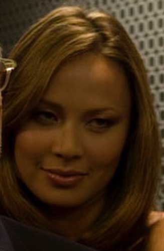 Moon Bloodgood Algo pasa en Hollywood