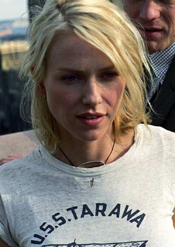Naomi Watts Tránsito