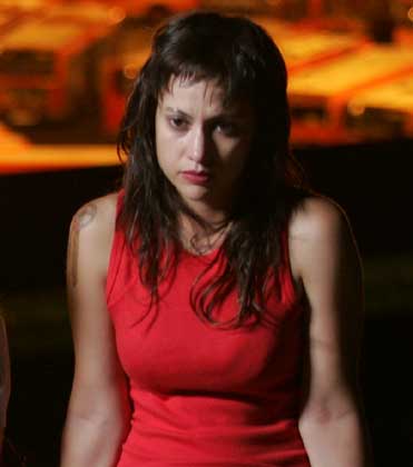 Natalia Verbeke A golpes