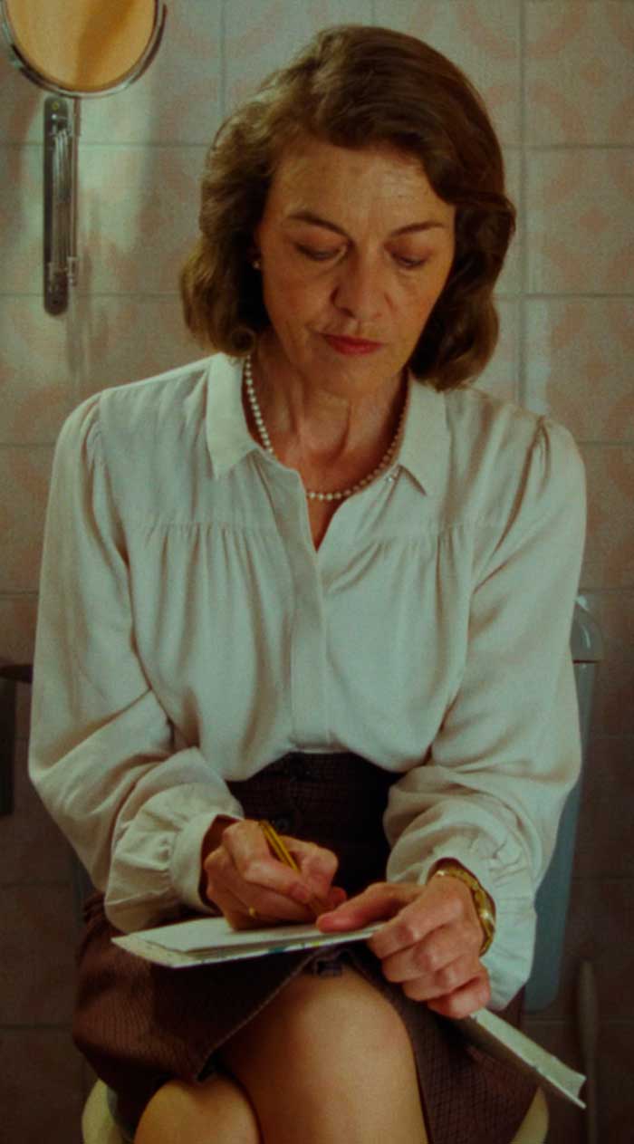 Nuria González Un baño propio