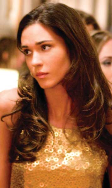 Odette Annable Monstruoso