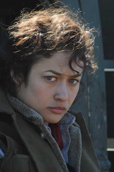 Olga Kurylenko Encontrarás dragones