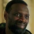 Omar Sy Acosada