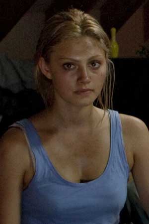 Phoebe Tonkin Mañana, cuando la guerra empiece