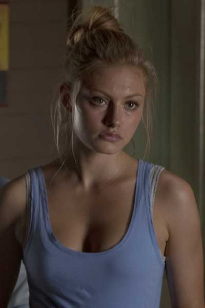 Phoebe Tonkin Mañana, cuando la guerra empiece