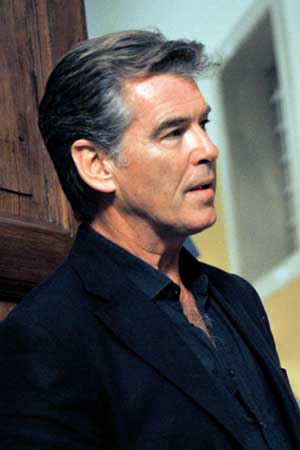 Pierce Brosnan Amor es todo lo que necesitas
