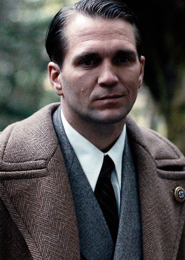 Pierre Kiwitt Lobos sucios