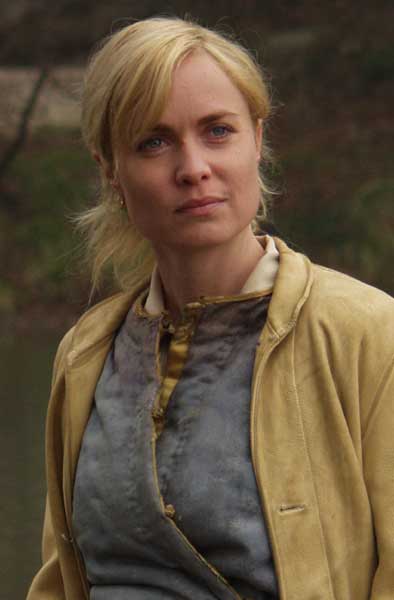 Radha Mitchell Los niños de Huang Shi