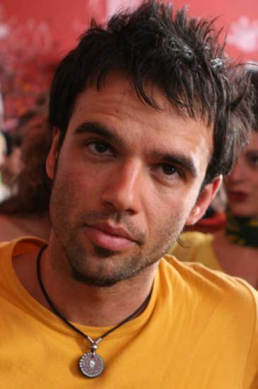 Raúl Peña Caótica Ana