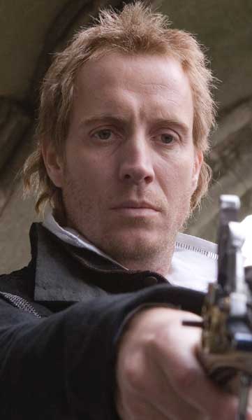 Rhys Ifans Elizabeth: la Edad de Oro