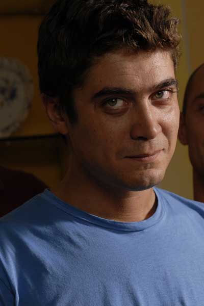 Riccardo Scamarcio Tengo algo que deciros