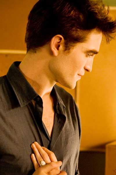 Robert Pattinson La saga Crepúsculo: Amanecer 1