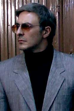 Roberto Álamo Dispongo de barcos