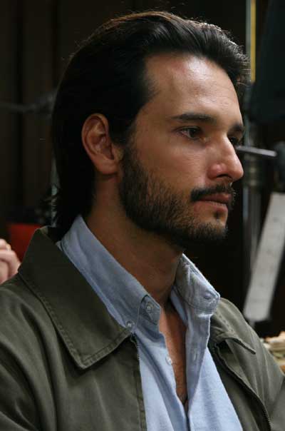 Rodrigo Santoro Leonera