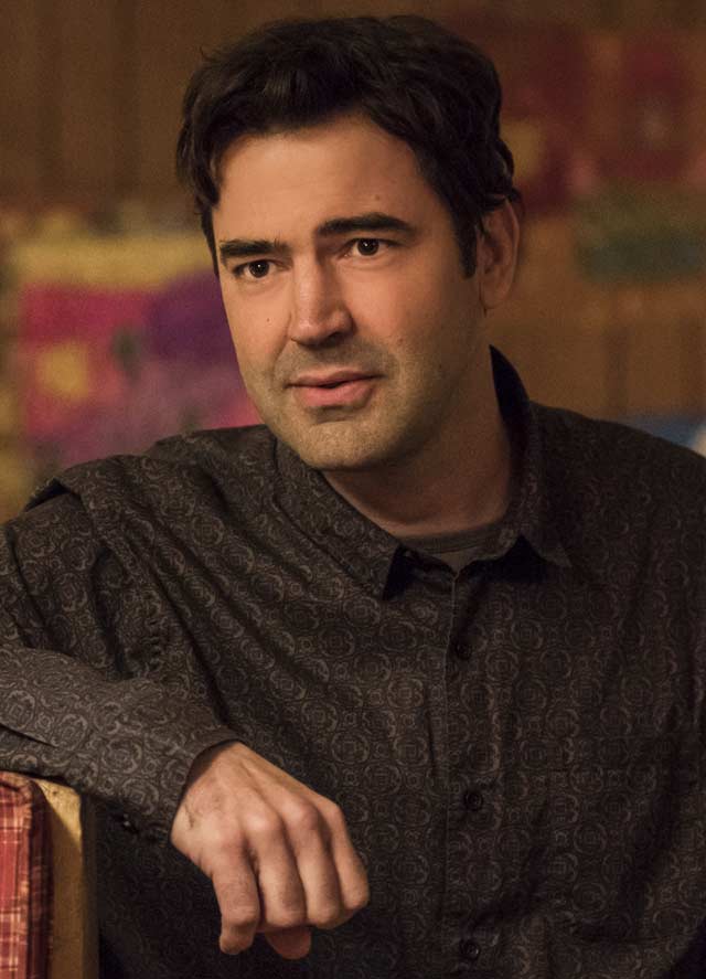 Ron Livingston Tully