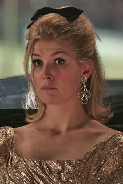 Rosamund Pike An education