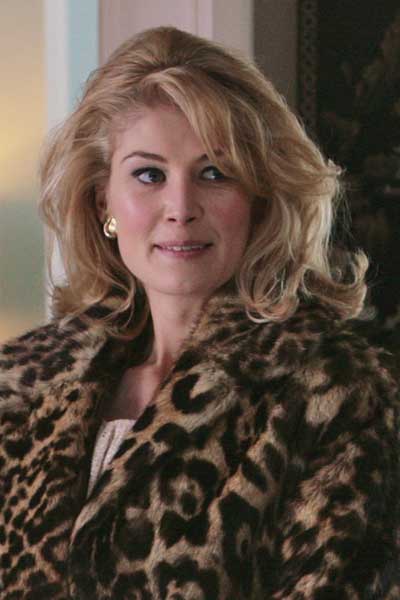 Rosamund Pike An education