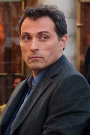 Rufus Sewell The tourist