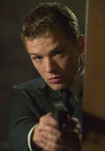 Ryan Phillippe Caos