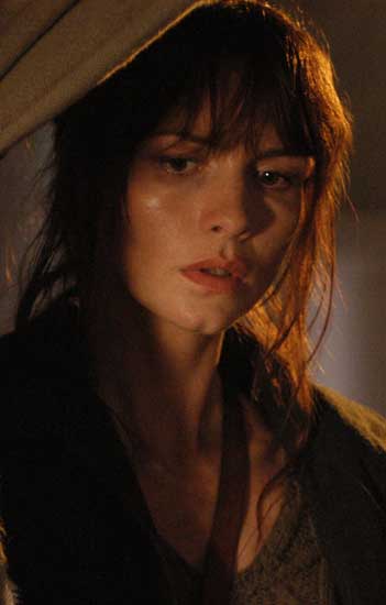 Saffron Burrows La criatura perfecta