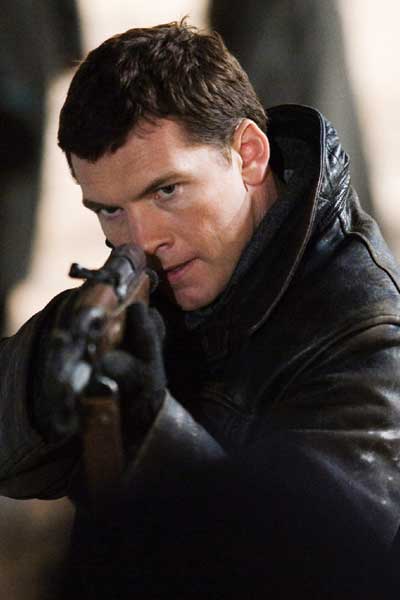 Sam Worthington La deuda