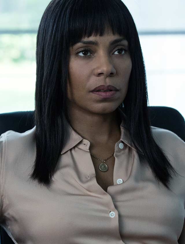 Sanaa Lathan American assassin