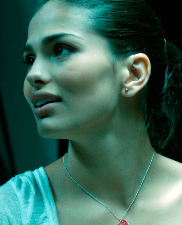 Sara Sálamo Tres-60