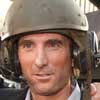 Sharlto Copley El equipo A Premiere en Hollywood