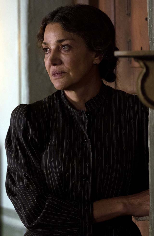 Shohreh Aghdashloo La promesa