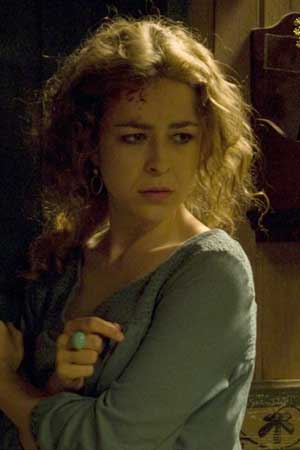 Silvia Abascal La sombra prohibida