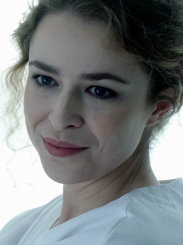 Silvia Abascal ma ma