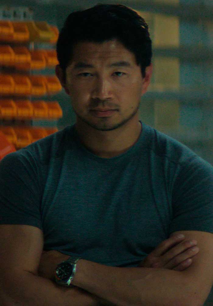 Simu Liu Sin oxígeno