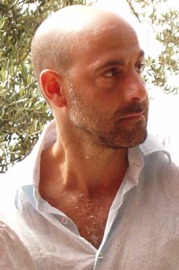 Stanley Tucci Mallorca's song