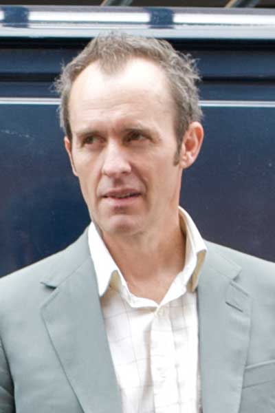 Stephen Dillane 44 inch chest