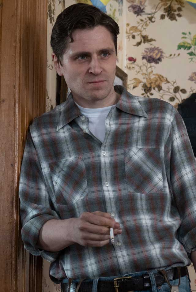 Sverrir Gudnason Falling