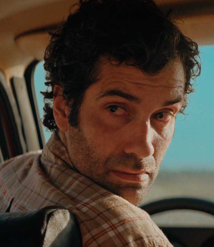 Tamar Novas Caminando con el diablo