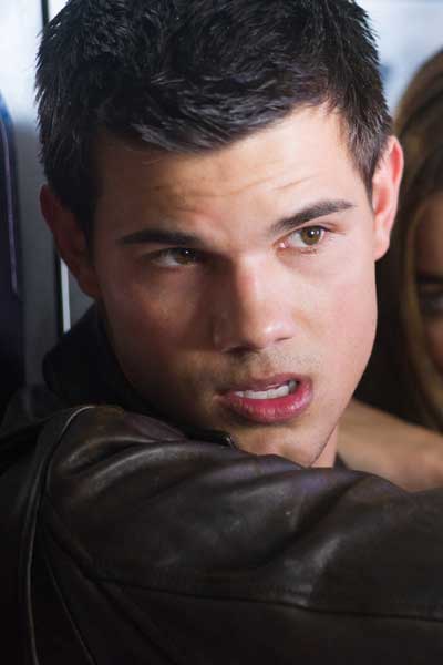 Taylor Lautner Sin salida