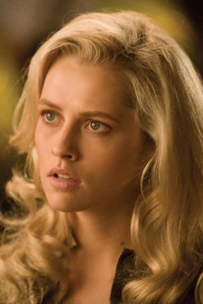 Teresa Palmer Llévame a casa nena